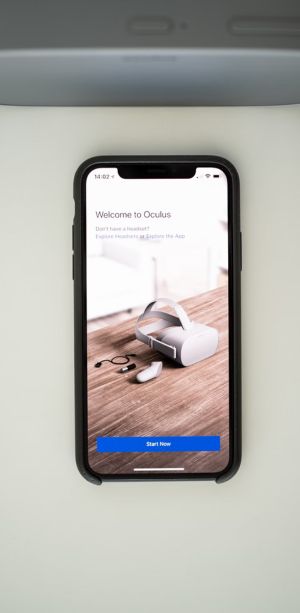 Image Showing Real Estate App Development for Cellphones.